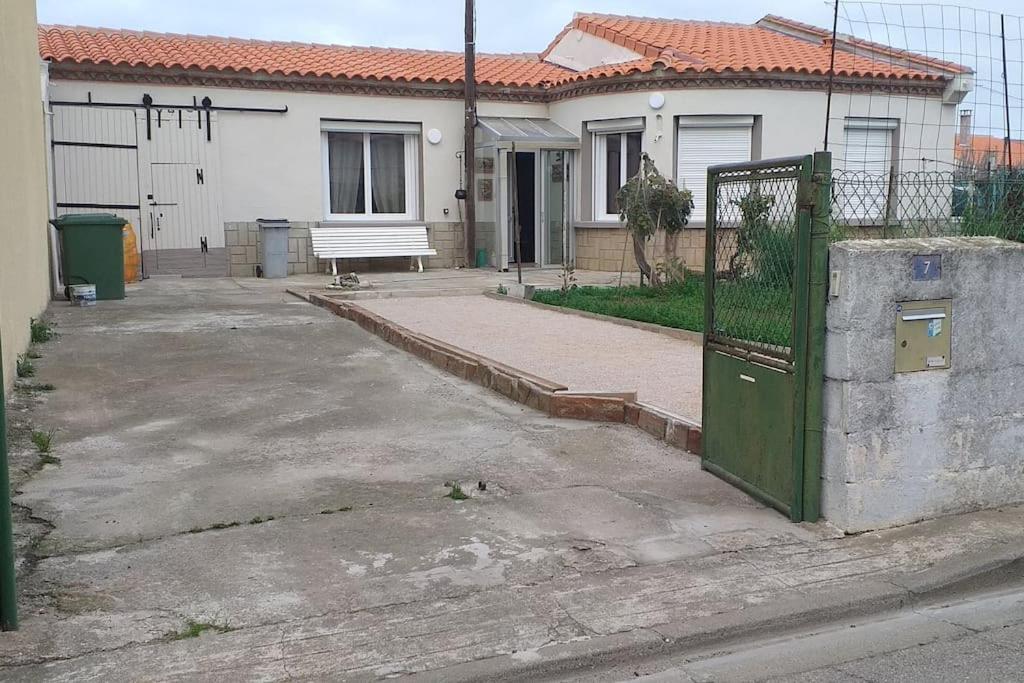 La Maison Du Bonheur Saint-Laurent-de-la-Salanque Exteriör bild