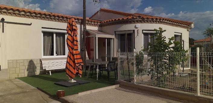 La Maison Du Bonheur Saint-Laurent-de-la-Salanque Exteriör bild